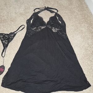 Chic Black Lace Chemise